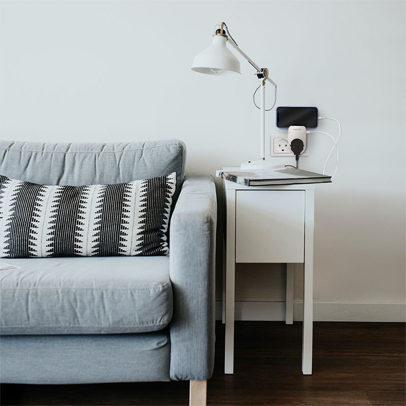 Logilink Socket adapter with holder 1x CEE 7/3 & 2x USB-A Logilink Socket adapter with holder 1x CEE 7/3 & 2x USB-A