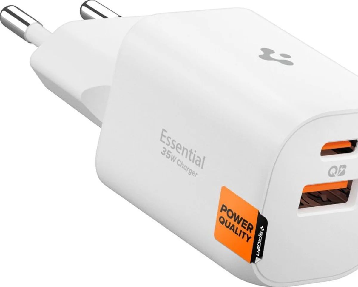 Spigen Essential 35W Wall Charger White Spigen Essential 35W Wall Charger White