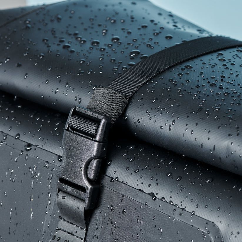 Spigen Aqua Shield WaterProof Backpack A650 Black