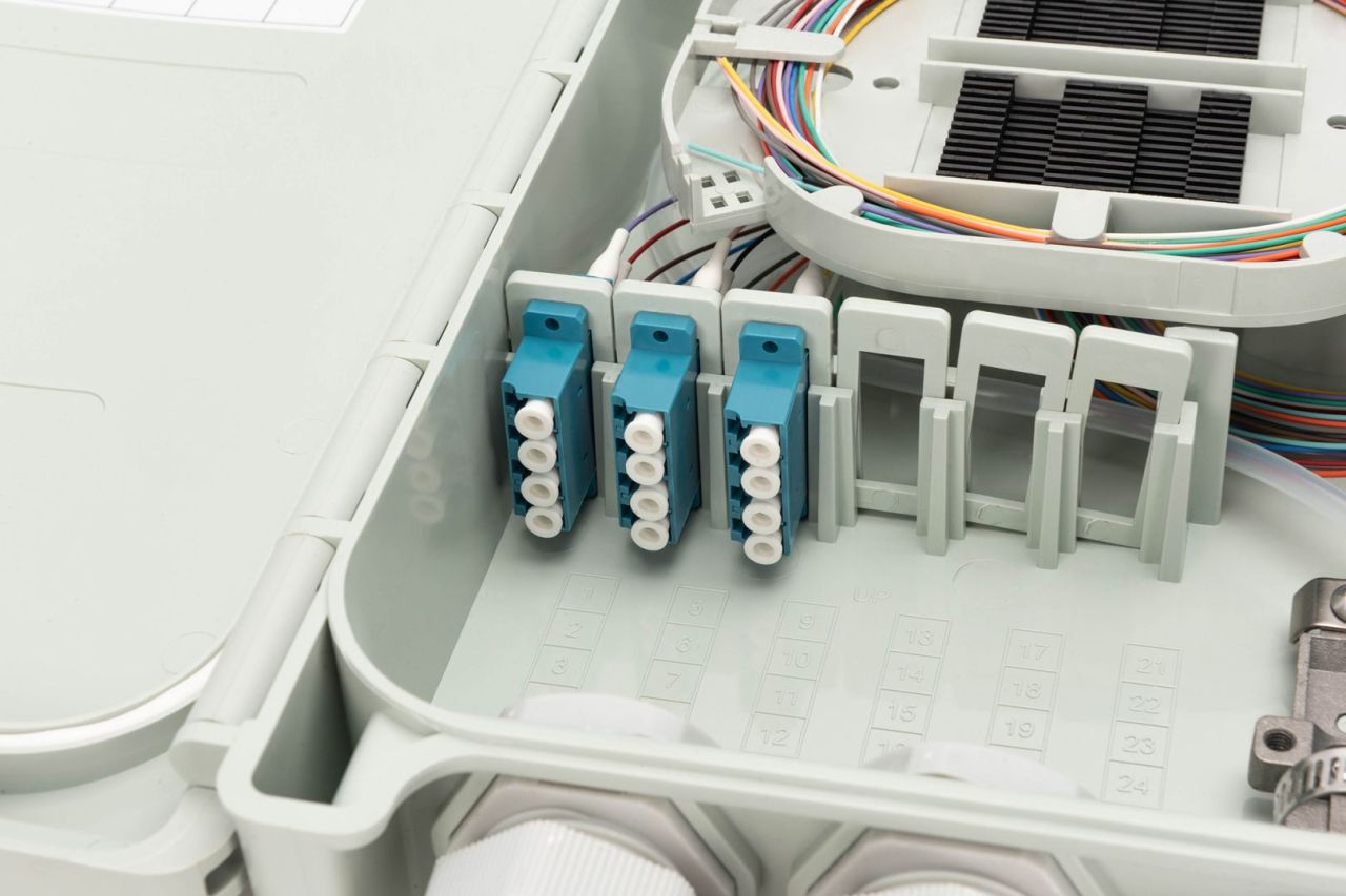 Digitus DN-968913-LC FTTH/FTTB Distribution box Grey Digitus DN-968913-LC FTTH/FTTB Distribution box Grey