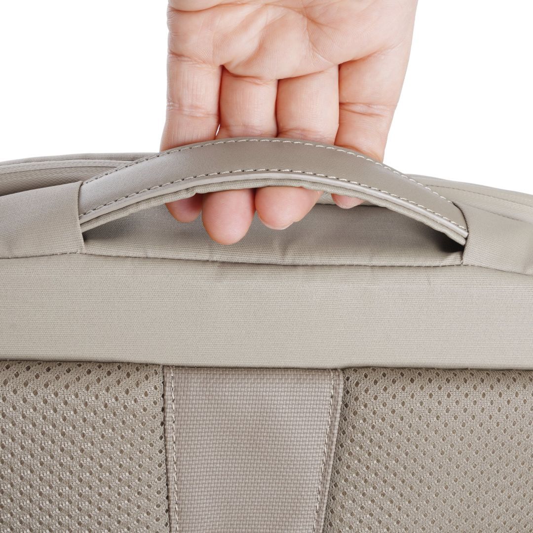 Vanguard VEO Metro 4-Liter Camera and Everyday Shoulder Bag Cream