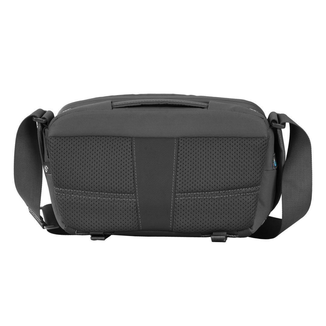 Vanguard VEO Metro 4-Liter Camera and Everyday Shoulder Bag Black