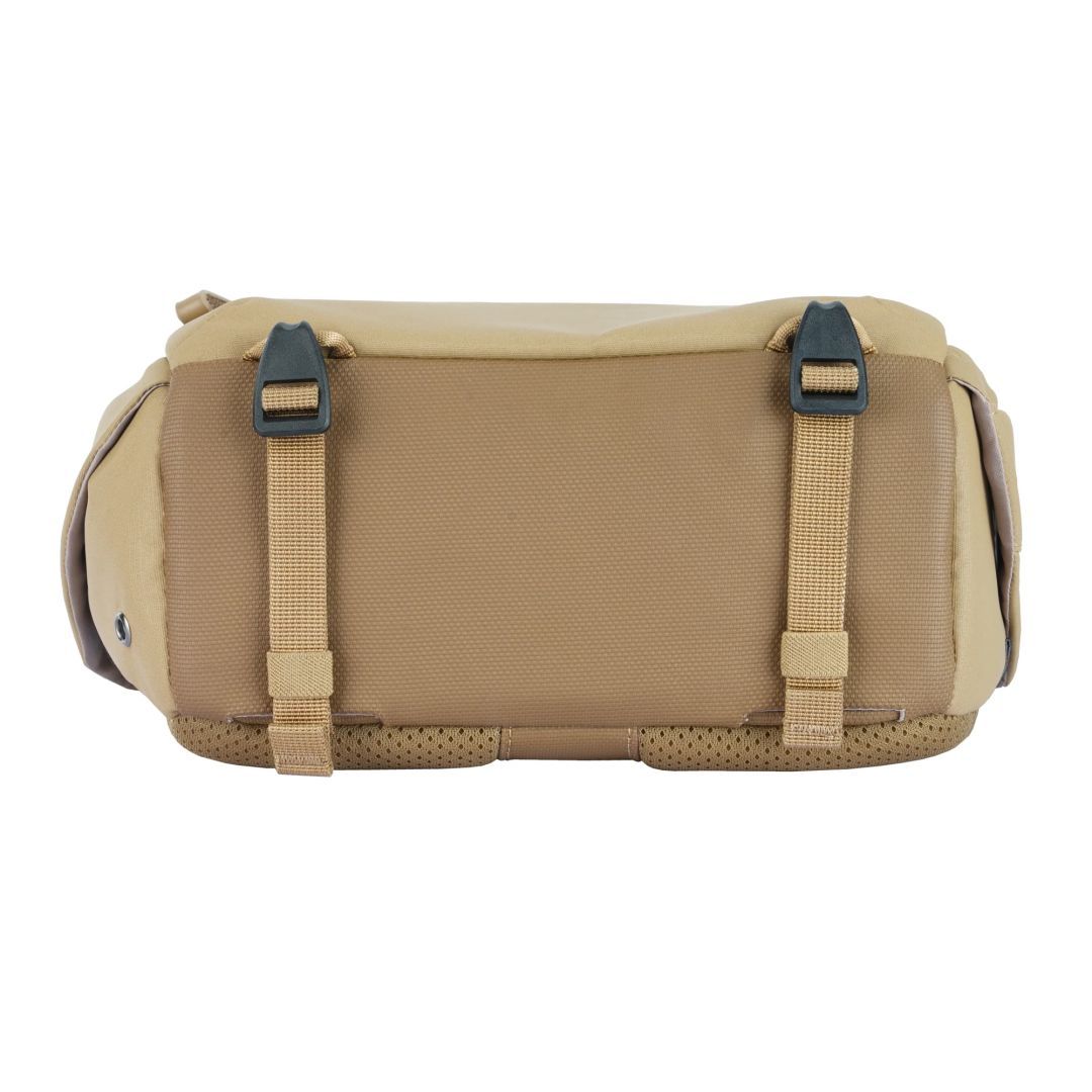 Vanguard VEO Metro 4-Liter Camera and Everyday Shoulder Bag Beige