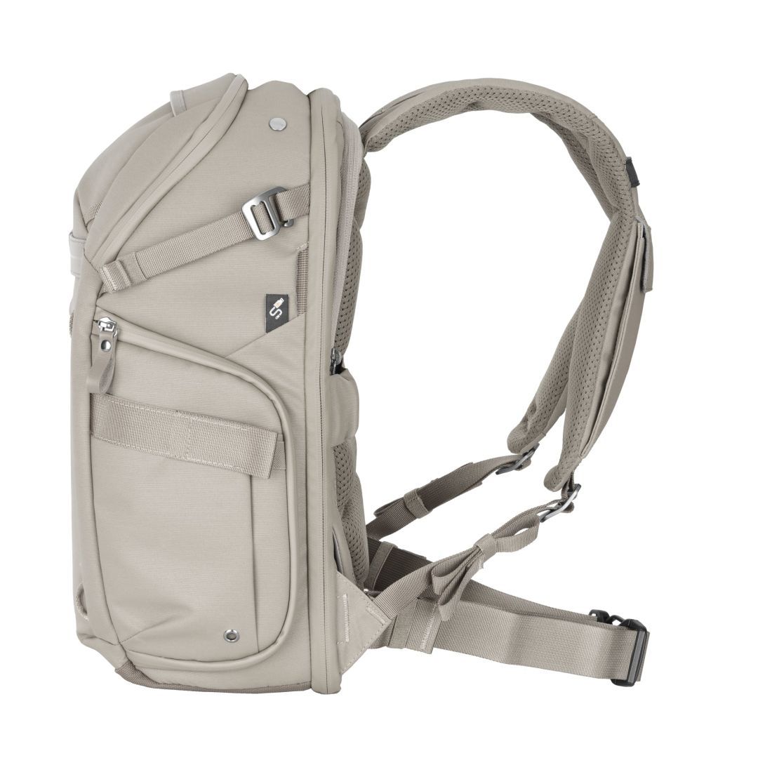 Vanguard VEO Metro 20-Liter Camera and Everyday Backpack Cream
