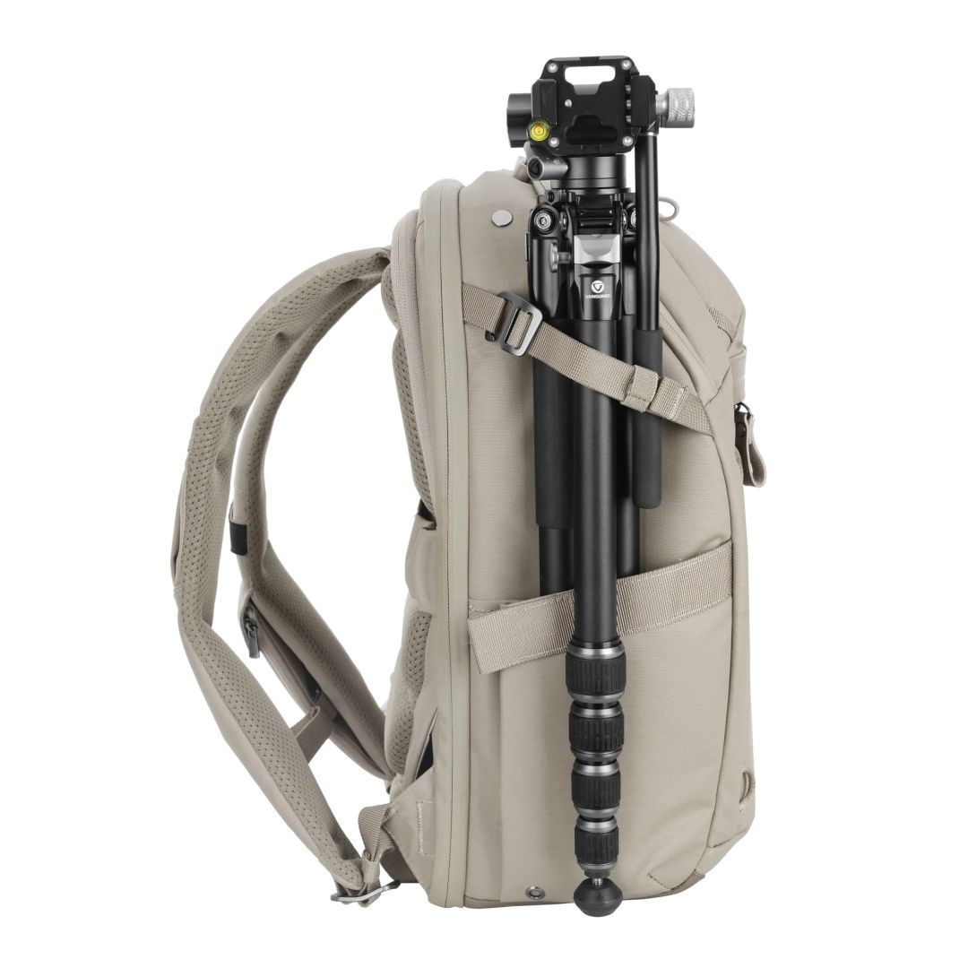 Vanguard VEO Metro 20-Liter Camera and Everyday Backpack Cream