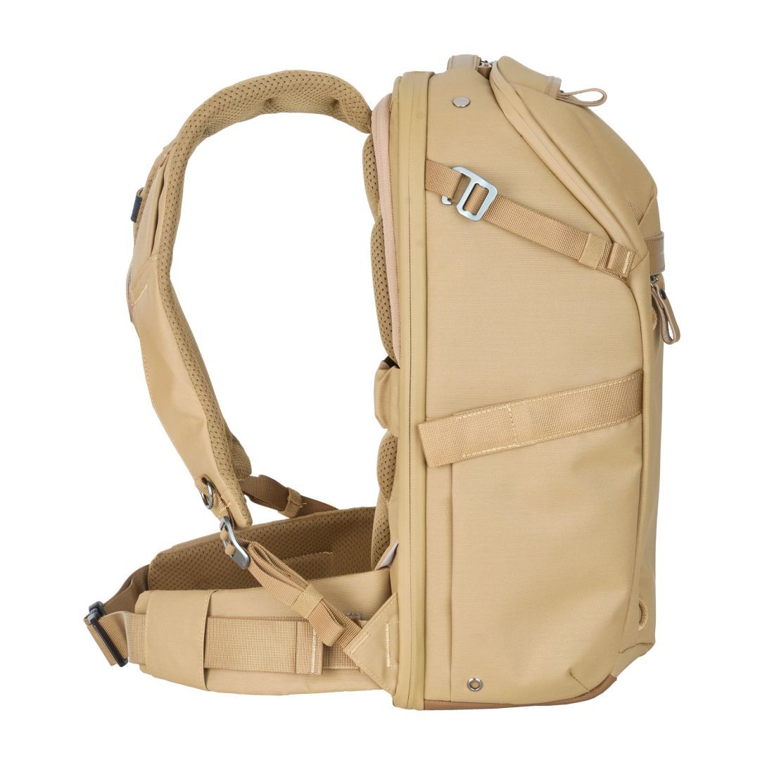 Vanguard VEO Metro 25-Liter Camera and Everyday Backpack Beige