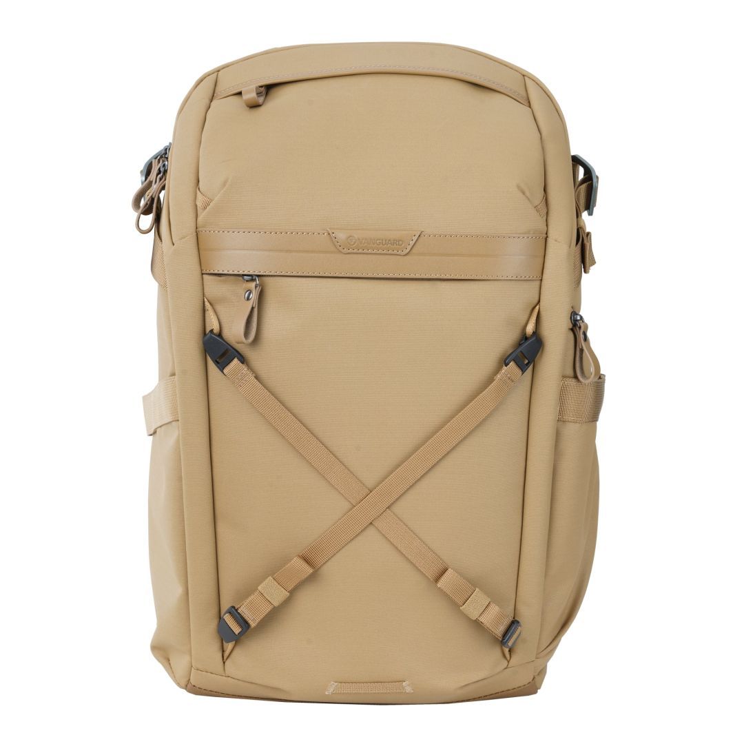 Vanguard VEO Metro 25-Liter Camera and Everyday Backpack Beige