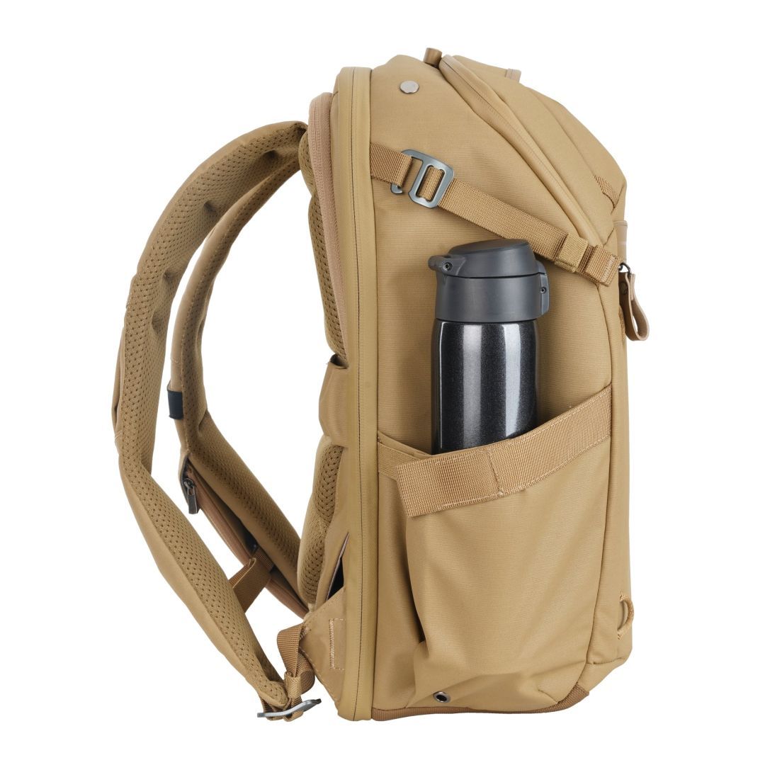 Vanguard VEO Metro 20-Liter Camera and Everyday Backpack Beige