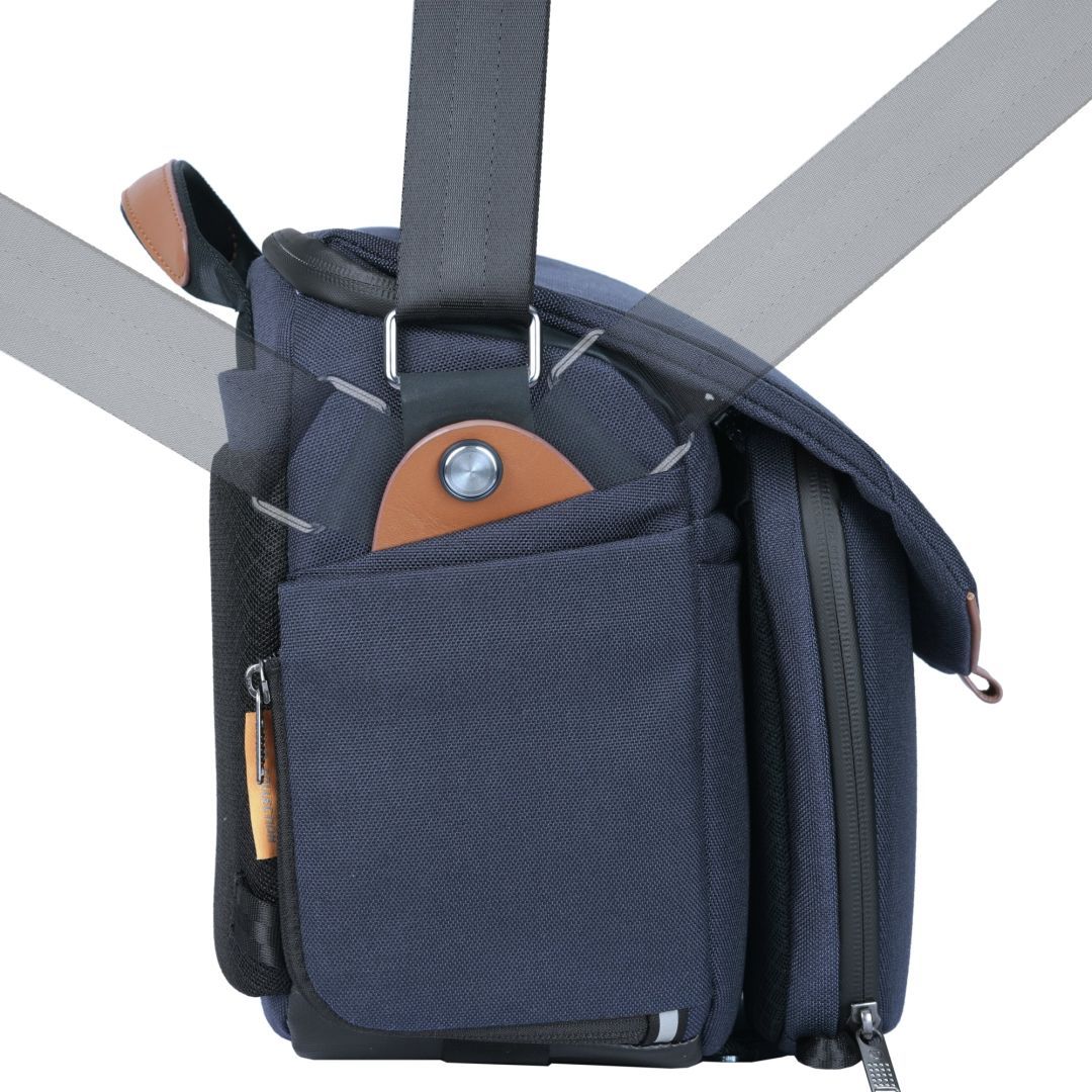 Vanguard VEO CITY S30 Camera Shoulder Bag w/ Pouch Navy Blue