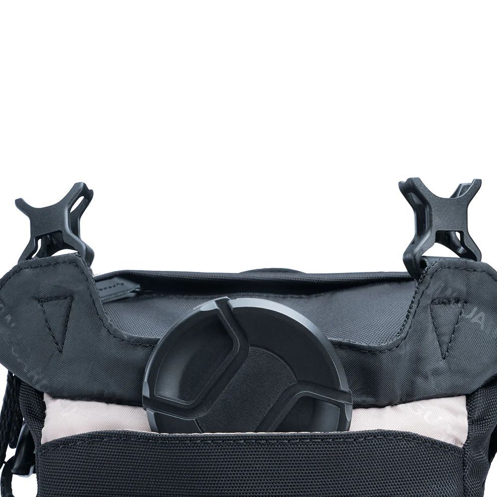 Vanguard VEO GO 24M Shoulder Camera Bag Black