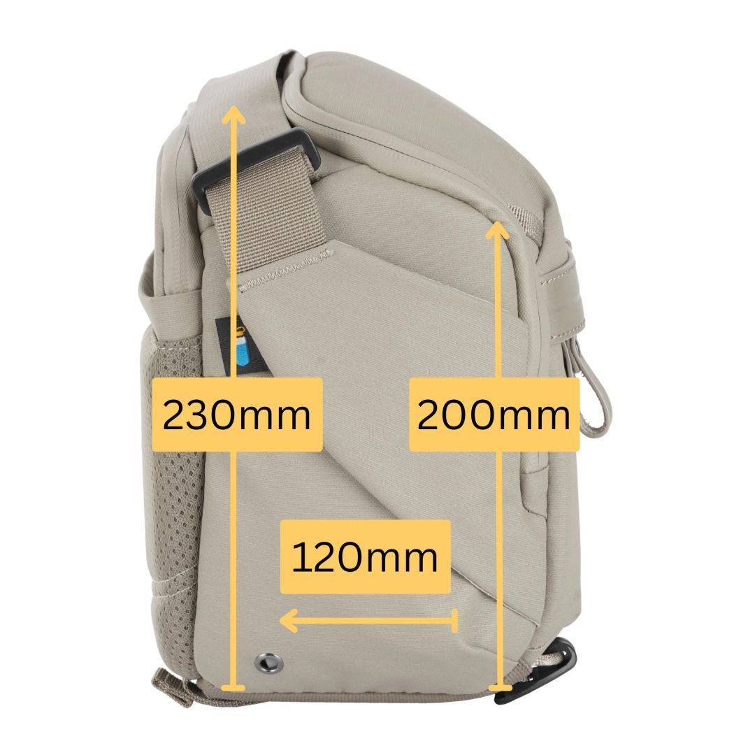 Vanguard VEO Metro S9L: 9 Litre Camera Shoulder Bag Cream