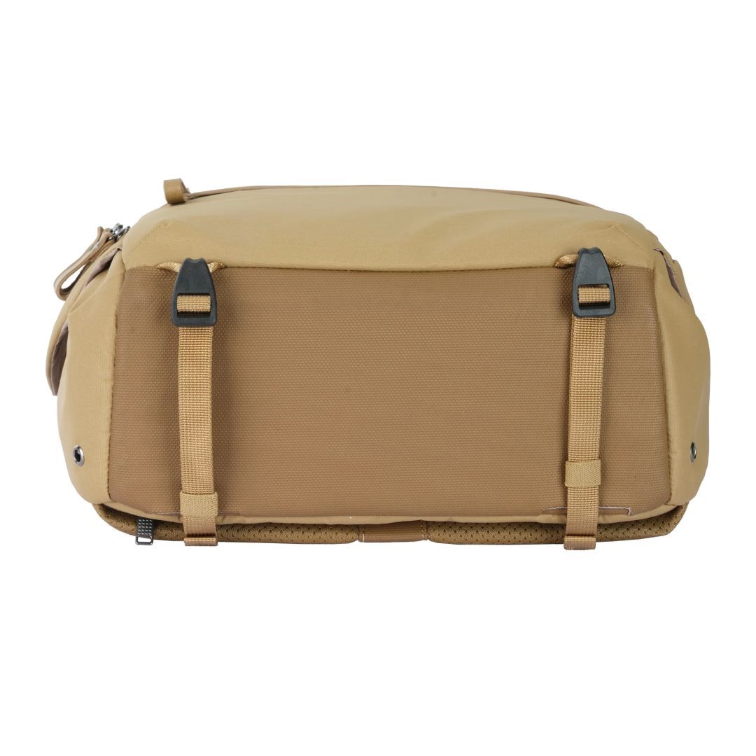 Vanguard VEO Metro S9L: 9 Litre Camera Shoulder Bag Beige