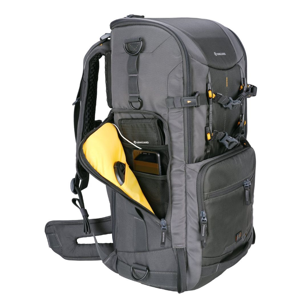 Vanguard Alta Sky 69 Camera Backpack >1200mm and extra lenses 49 Litres Black Vanguard Alta Sky 69 Camera Backpack >1200mm and extra lenses 49 Litres Black