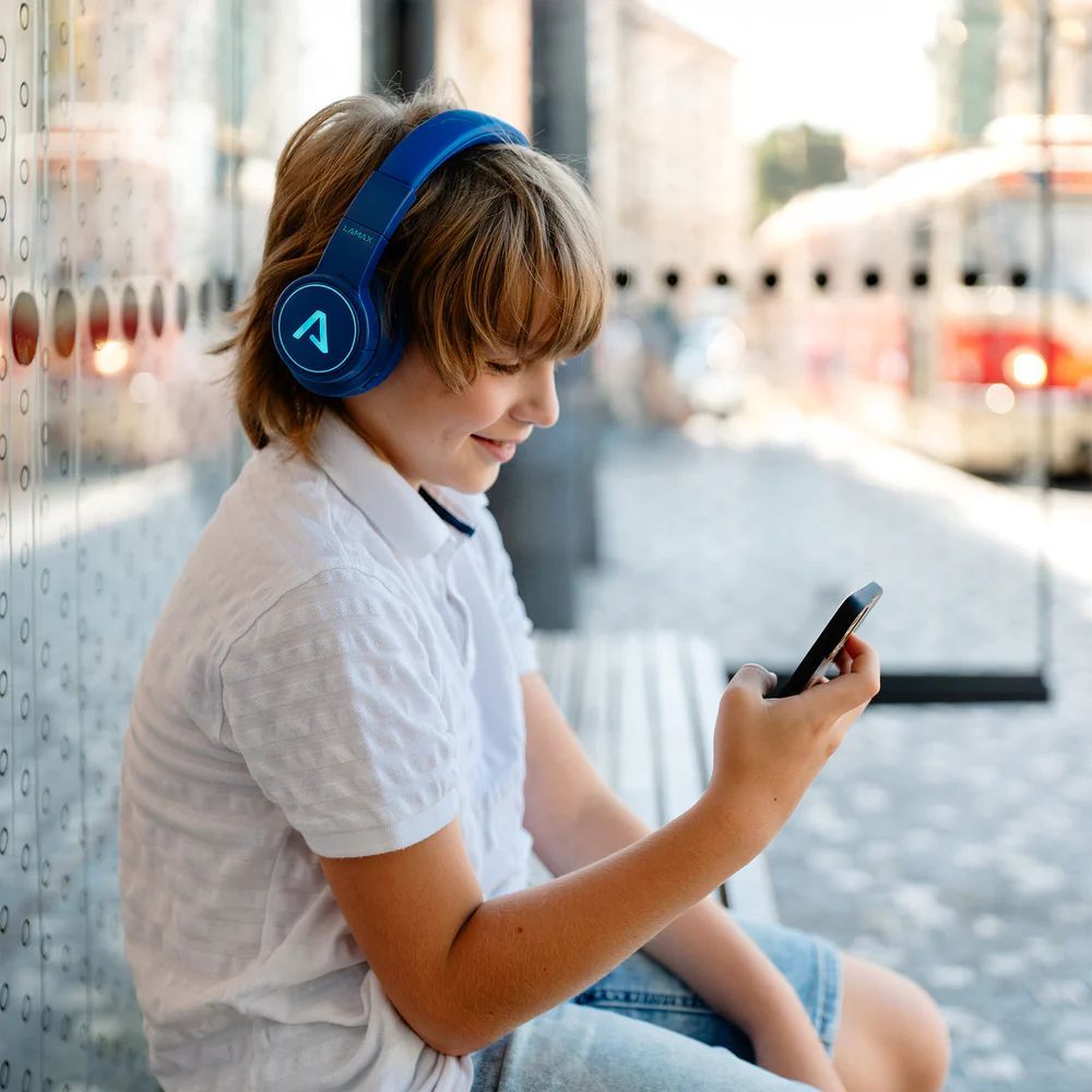 Lamax GlowKid1 Bluetooth Headset Blue Lamax GlowKid1 Bluetooth Headset Blue