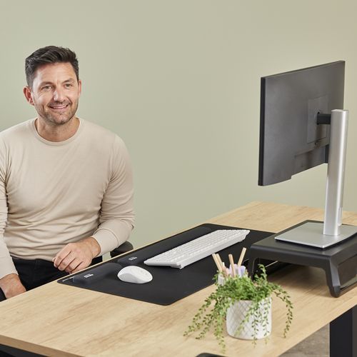 Fellowes Breyta Keyboard Wrist Rest Black