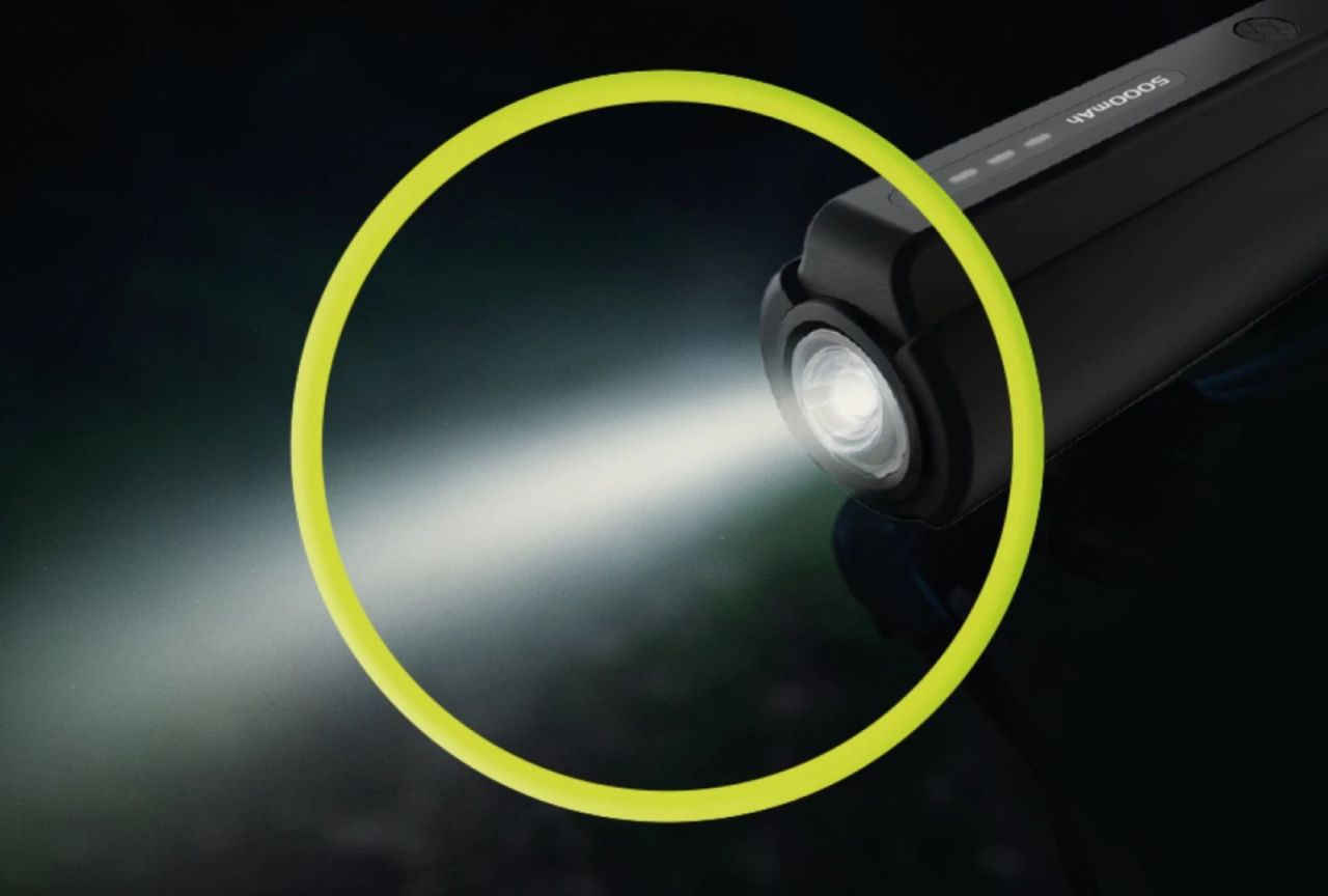 Mobile Origin Compact Flashlight 5000mAh PowerBank Black Mobile Origin Compact Flashlight 5000mAh PowerBank Black