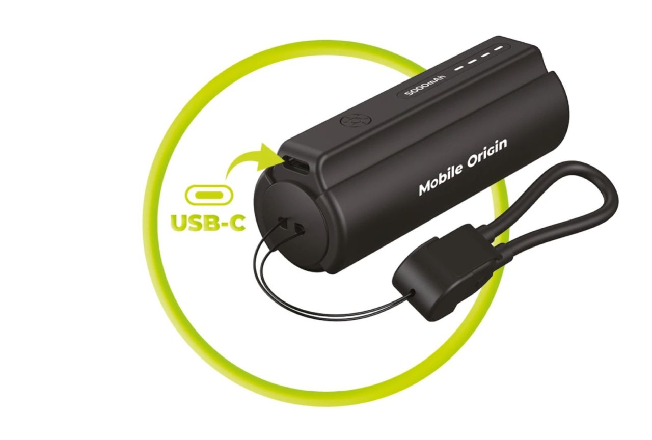 Mobile Origin Compact Flashlight 5000mAh PowerBank Black Mobile Origin Compact Flashlight 5000mAh PowerBank Black