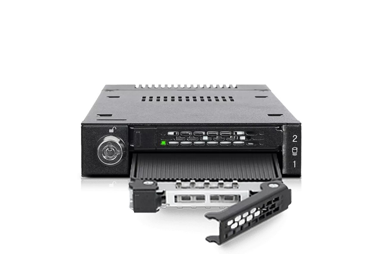 IcyDock ToughArmor MB834M2K-B