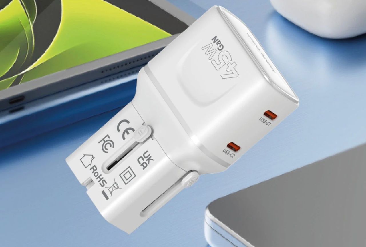 Mobile Origin 45W Travel Adapter EU/US/UK/AU PW26 White