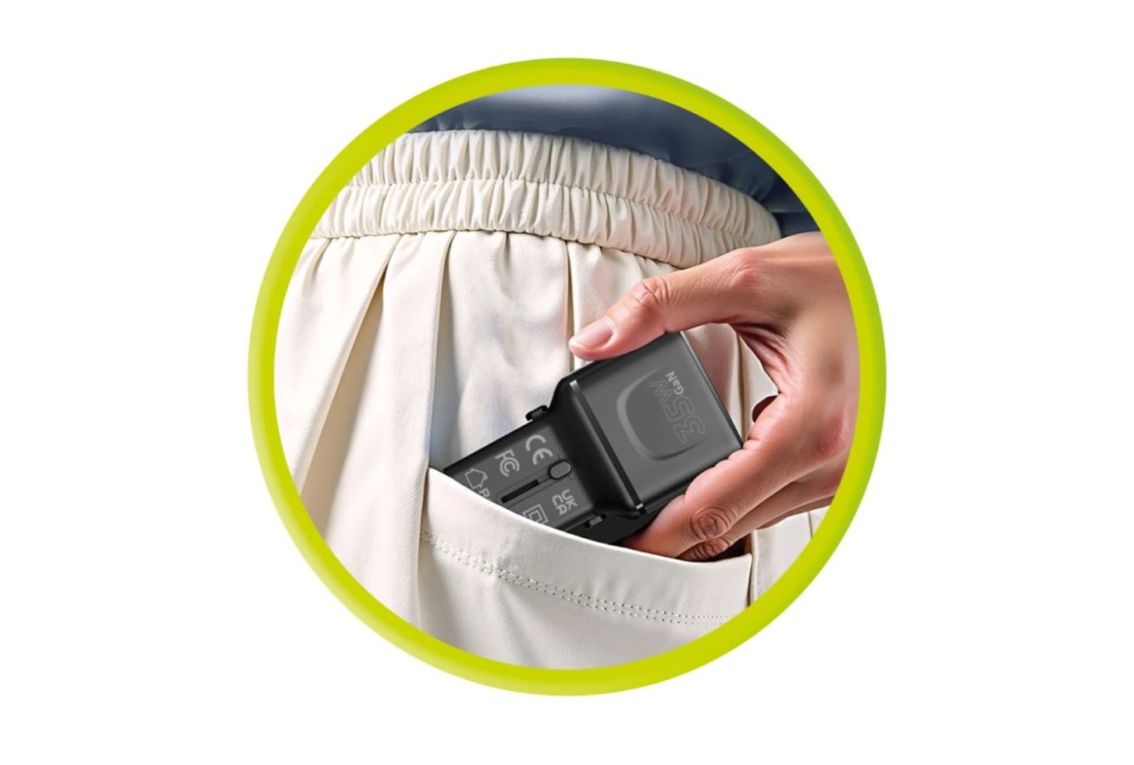 Mobile Origin 35W Travel Adapter EU/US/UK/AU PW25 Black