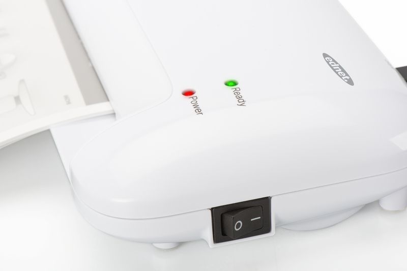 Ednet A4 Laminálógép White Ednet A4 Laminálógép White