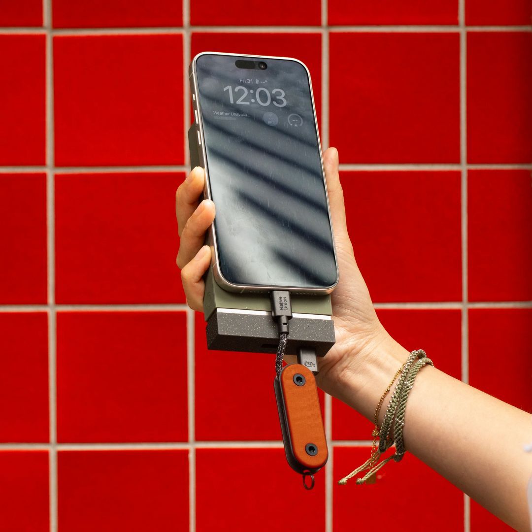 Native Union Pocket Cable USB-C to USB-C Cable Oxyfire Native Union Pocket Cable USB-C to USB-C Cable Oxyfire