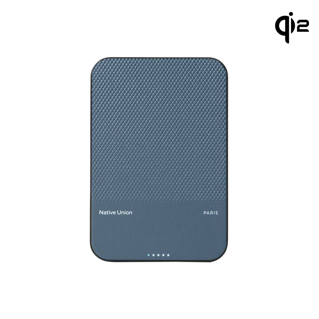 Native Union (Re)Classic Magnetic Power Bank Qi2 5000mAh Navy Native Union (Re)Classic Magnetic Power Bank Qi2 5000mAh Navy