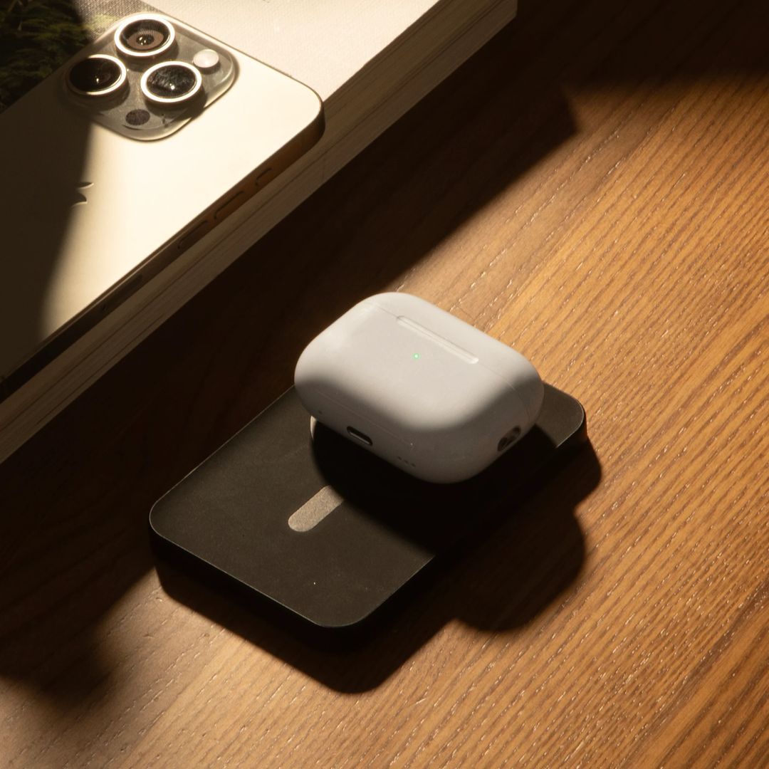 Native Union (Re)Classic Magnetic Power Bank Qi2 5000mAh Slate Green Native Union (Re)Classic Magnetic Power Bank Qi2 5000mAh Slate Green