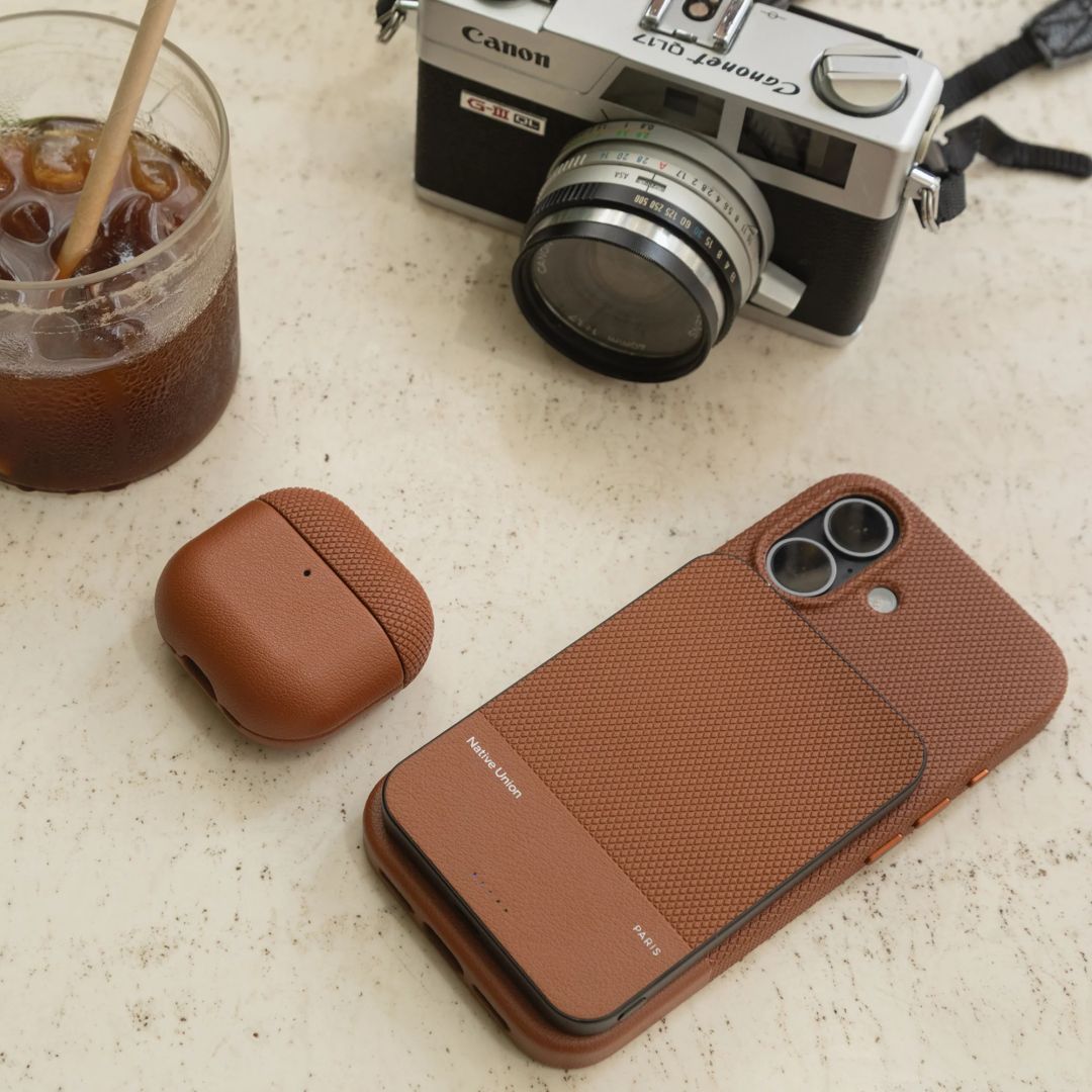 Native Union (Re)Classic Magnetic Power Bank Qi2 5000mAh Tan