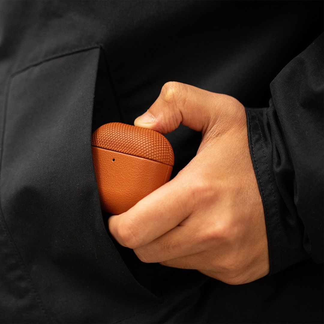 Native Union (RE)Classic Case for AirPods 4 Tan Native Union (RE)Classic Case for AirPods 4 Tan