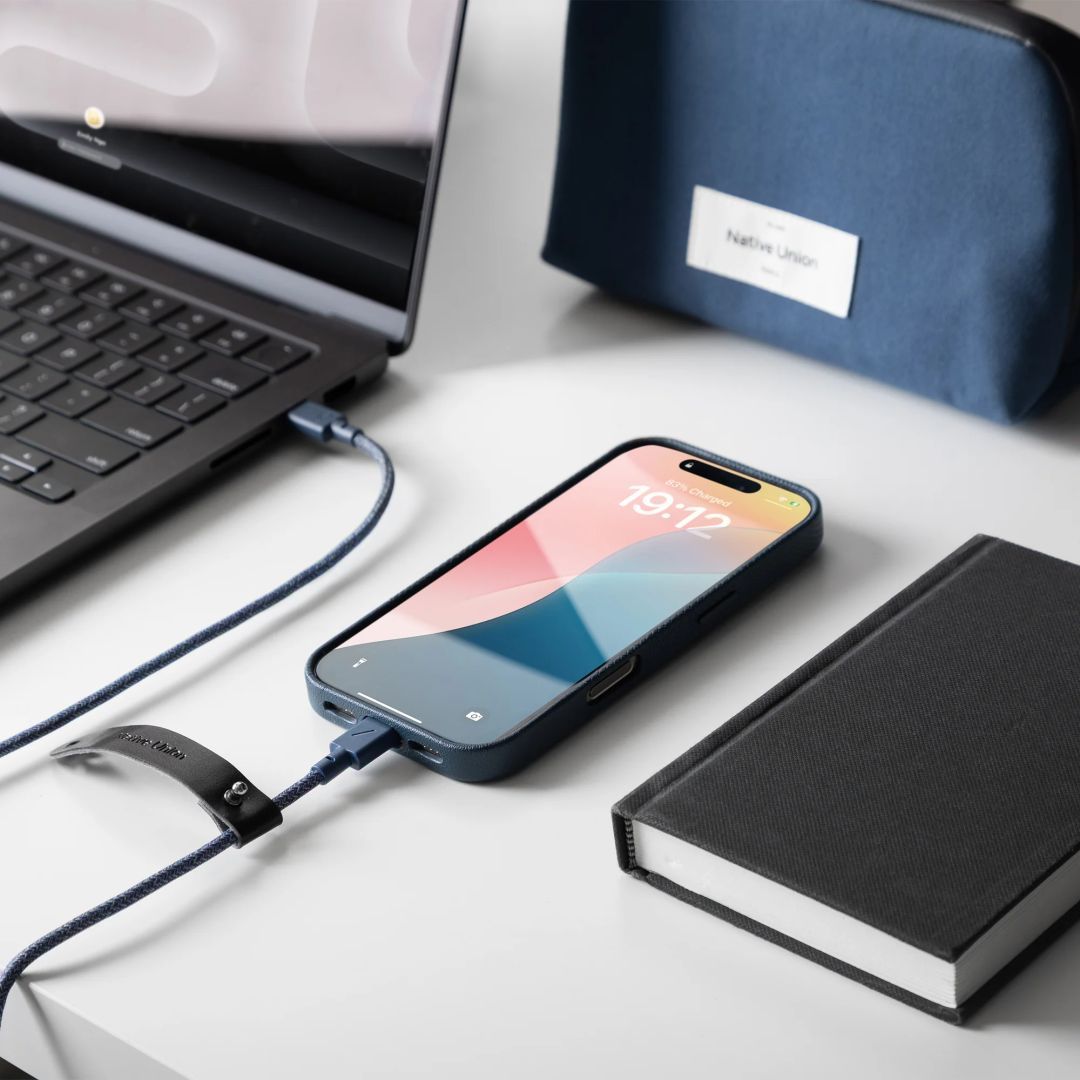 Native Union Belt USB-C to USB-C cable 1,2m Navy Native Union Belt USB-C to USB-C cable 1,2m Navy