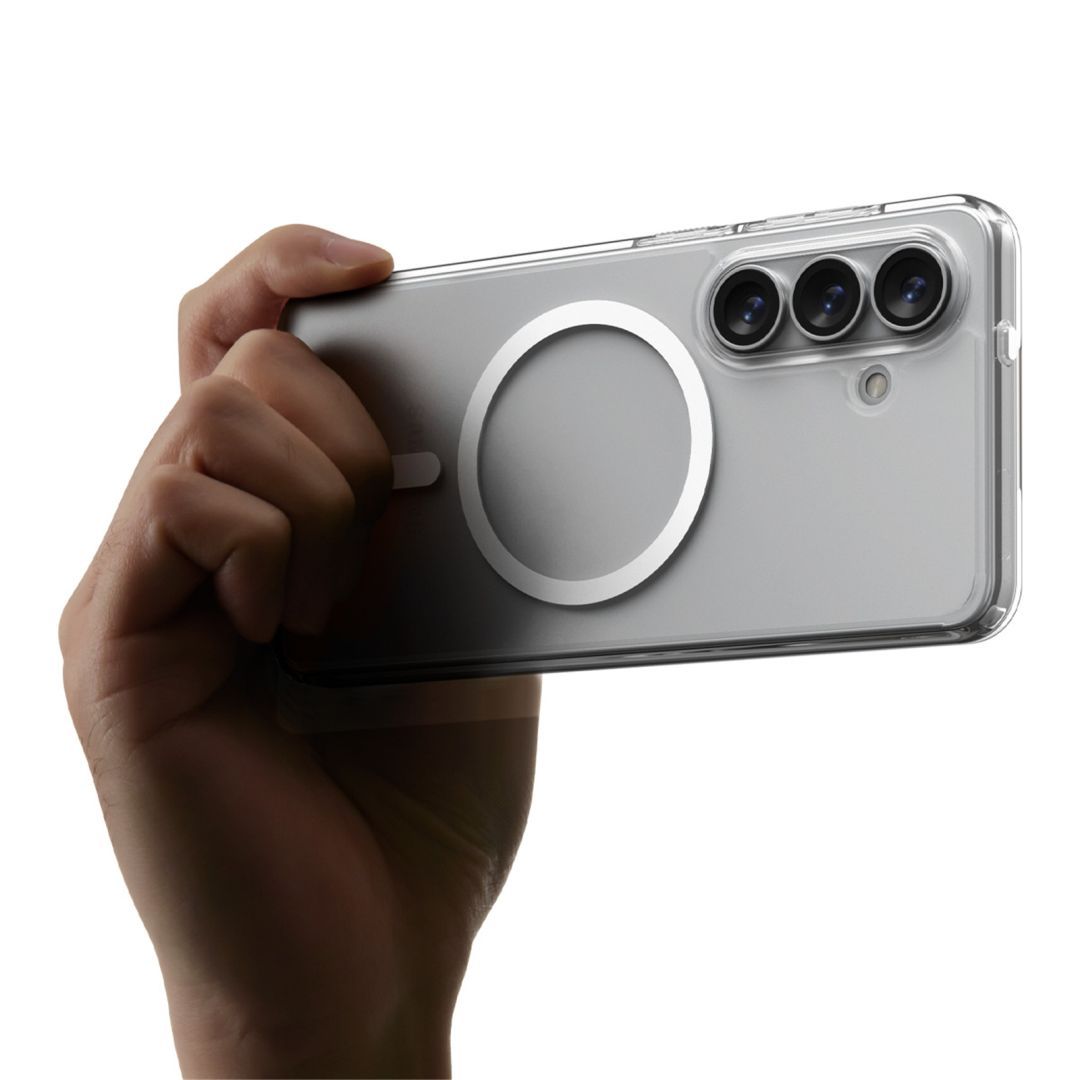 Spigen Ultra Hybrid MagSafe case for Samsung Galaxy S26 Clear White