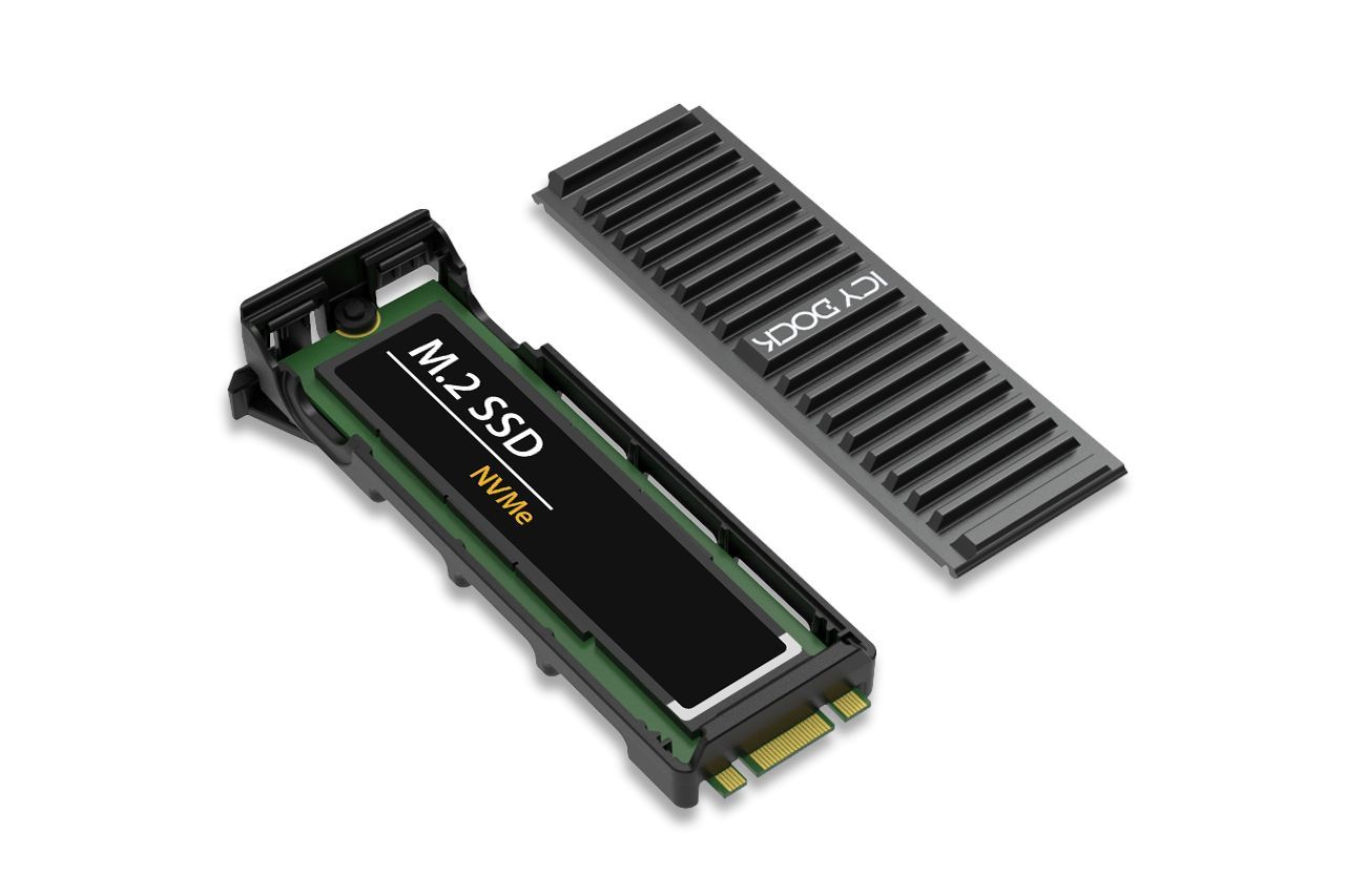IcyDock ExpressSlot MB305M4P-B / MB312M4P-B Removable M.2 SSD Tray IcyDock ExpressSlot MB305M4P-B / MB312M4P-B Removable M.2 SSD Tray