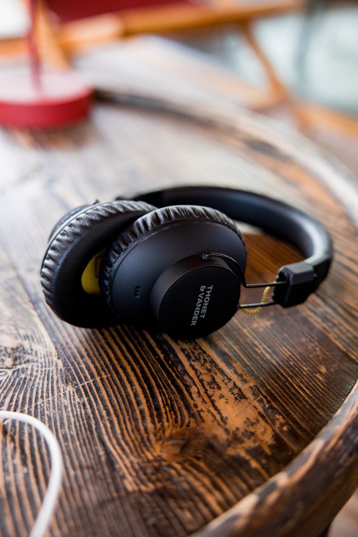 Thonet & Vander Klassik Bluetooth Headset Black