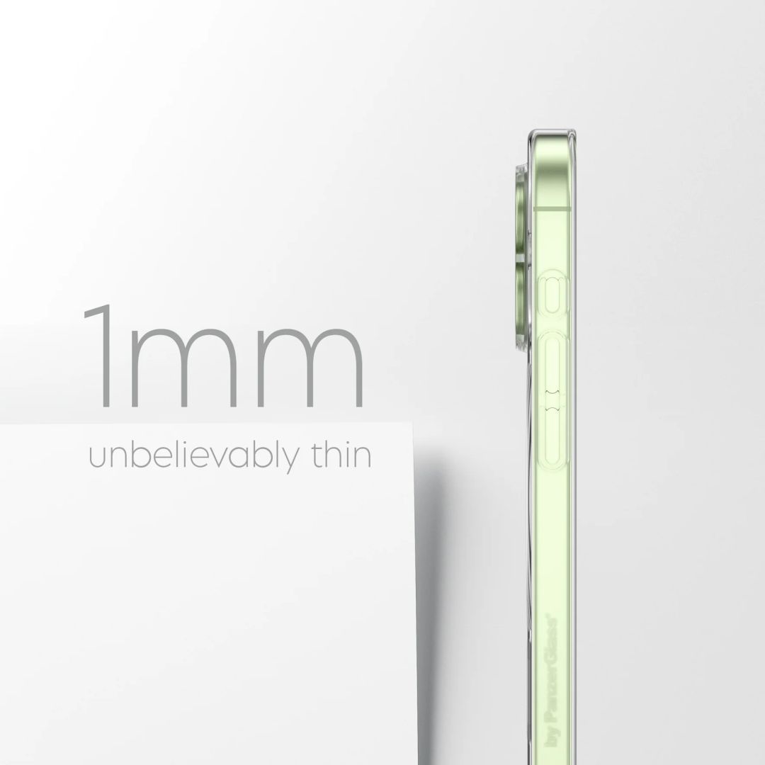 PanzerGlass Care slim MagSafe case for iPhone 17 Transparent