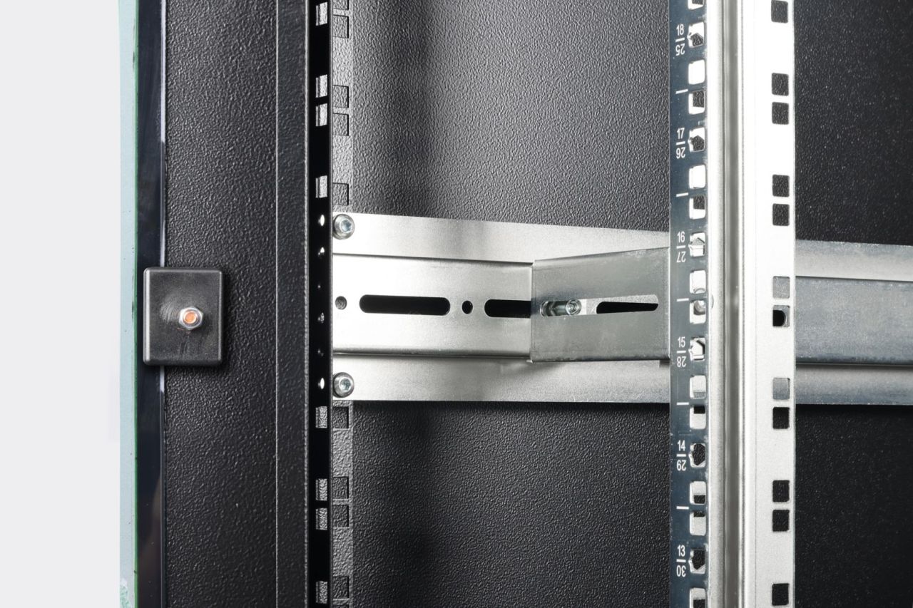 Digitus Dynamic DN-37114 19" 42U Szabadon álló Rackszekrény Black