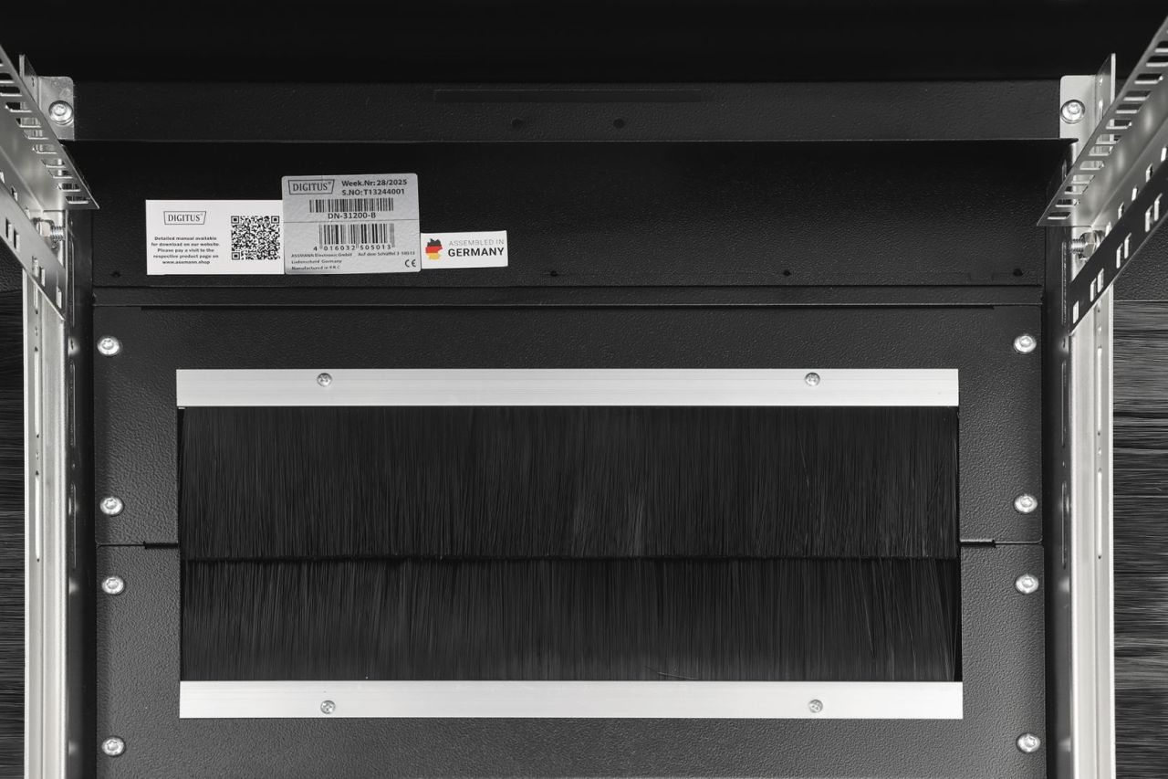 Digitus Dynamic DN-37114 19" 42U Szabadon álló Rackszekrény Black