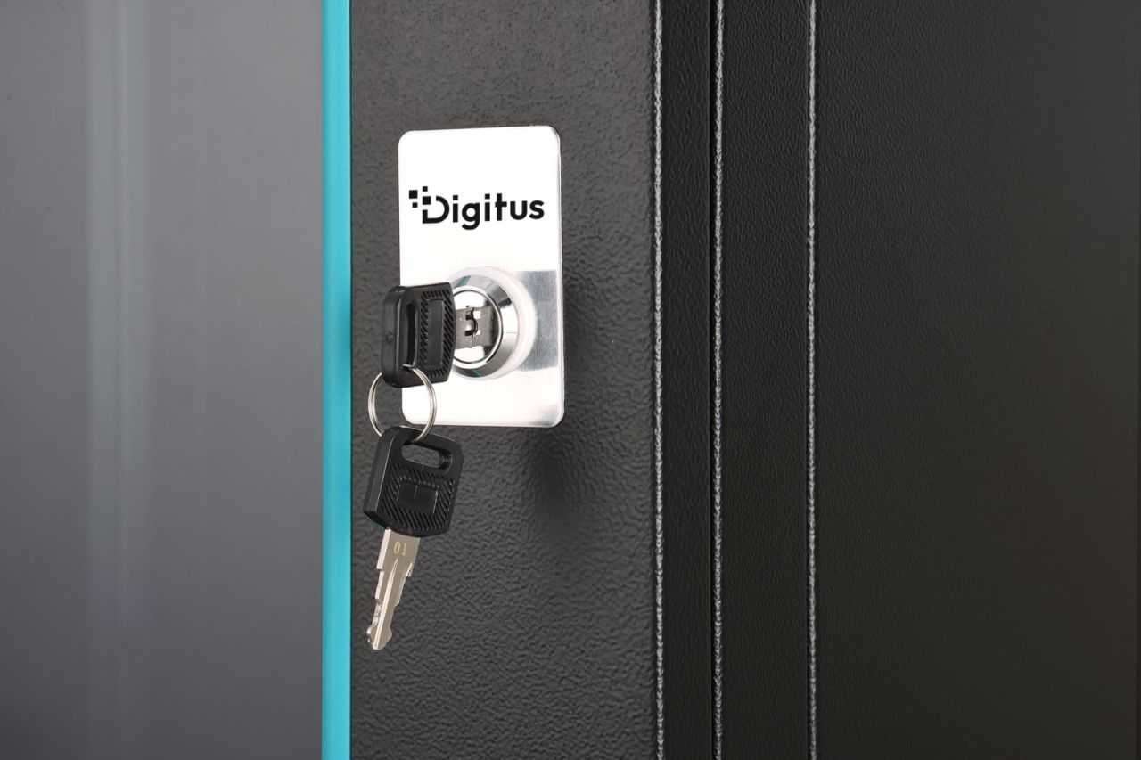 Digitus Dynamic DN-37107 19" 9U Falra szerelhető Rackszekrény Black