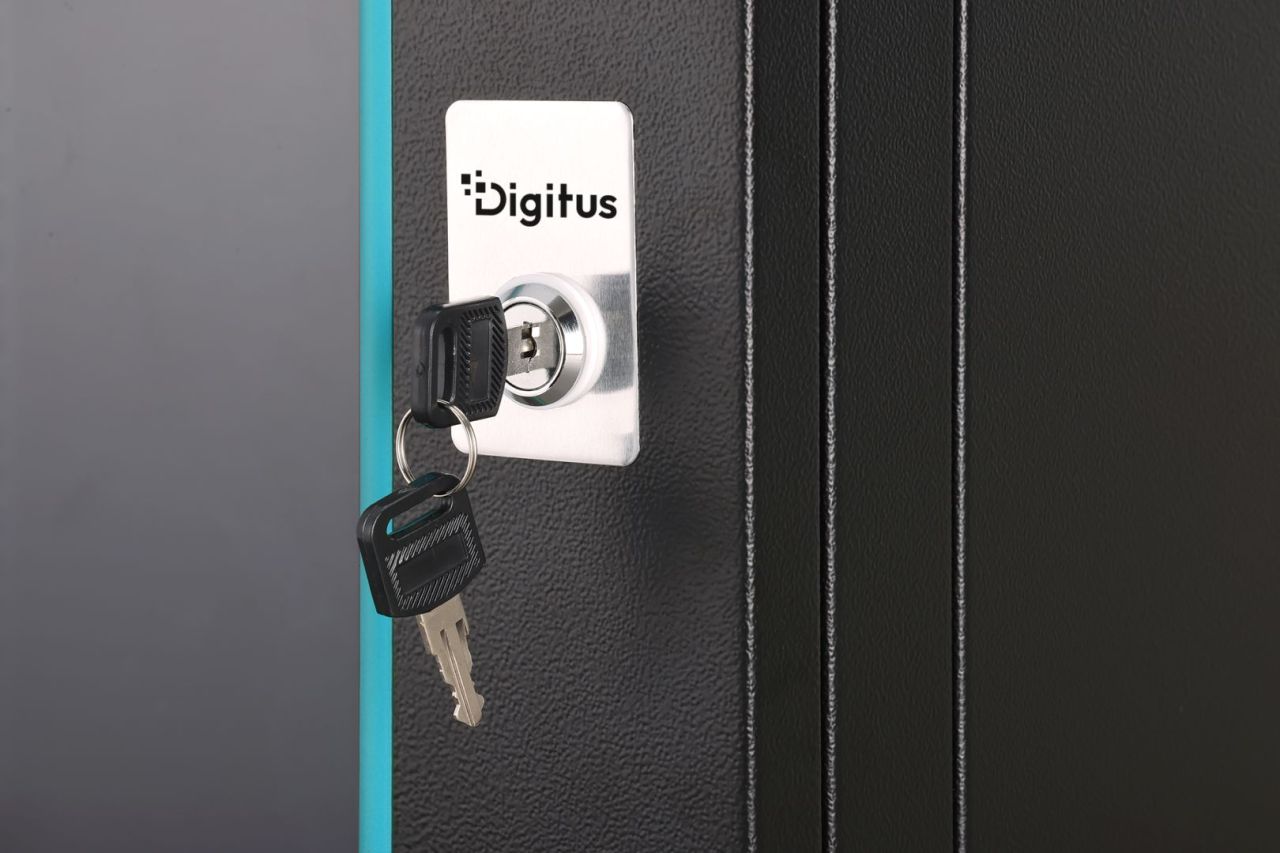 Digitus Dynamic DN-37105 19" 9U Falra szerelhető Rackszekrény Black