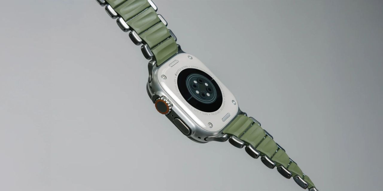 Nomad Stratos Band FKM AW 45/46/49mm Black Titanium Forest Green