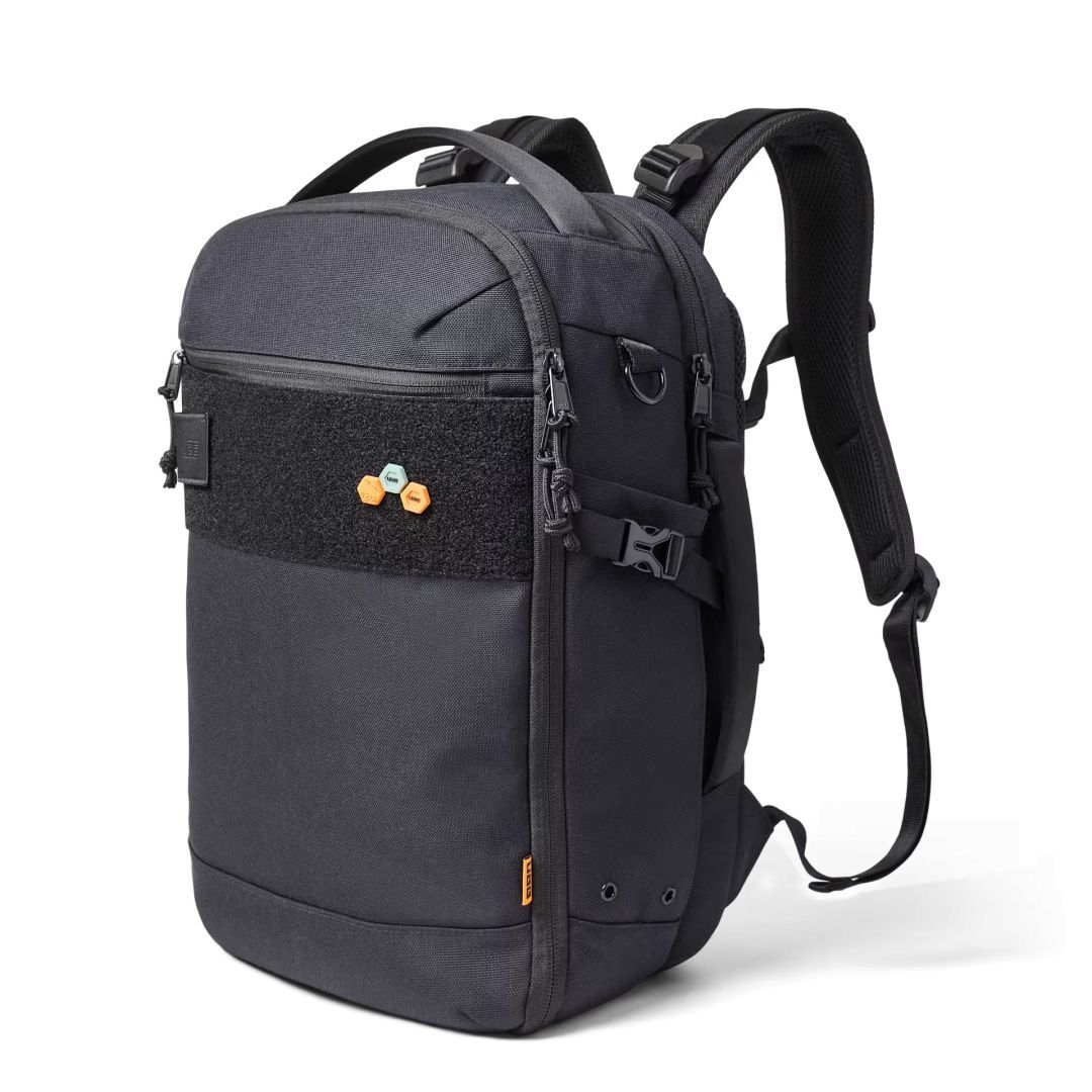 UAG Premium Tech Notebook Backpack 16" 24L Black UAG Premium Tech Notebook Backpack 16" 24L Black