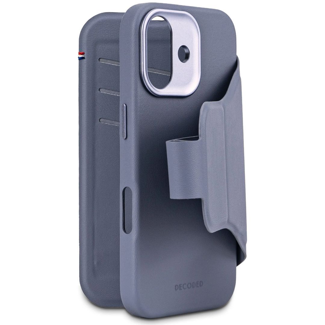 Decoded Silicone Detachable Wallet iPhone 17 Forever Blue