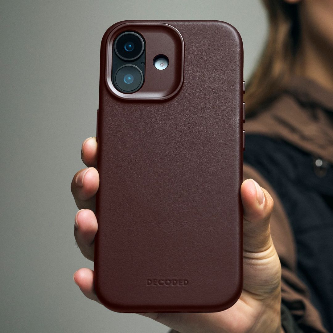 Decoded Leather Backcover iPhone 17 Chocolate Brown