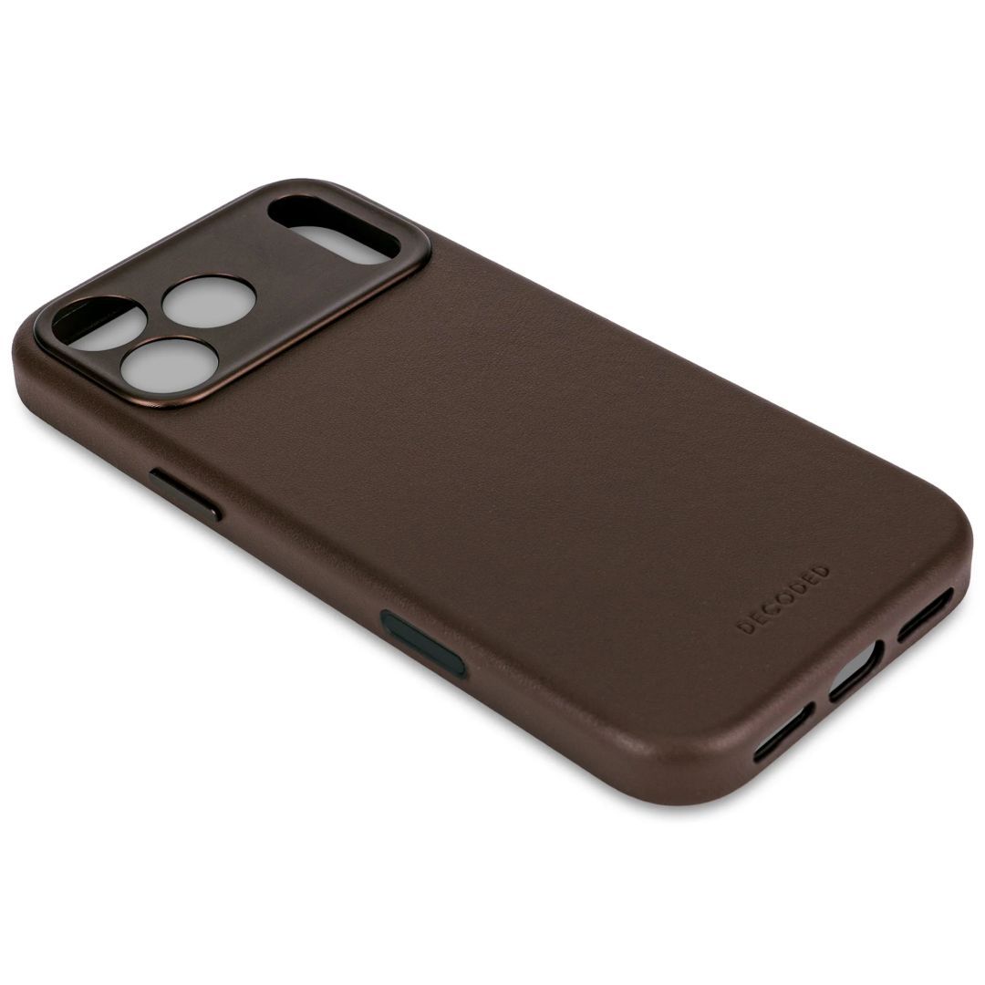 Decoded Leather Backcover for iPhone 17 Pro Chocolate Brown