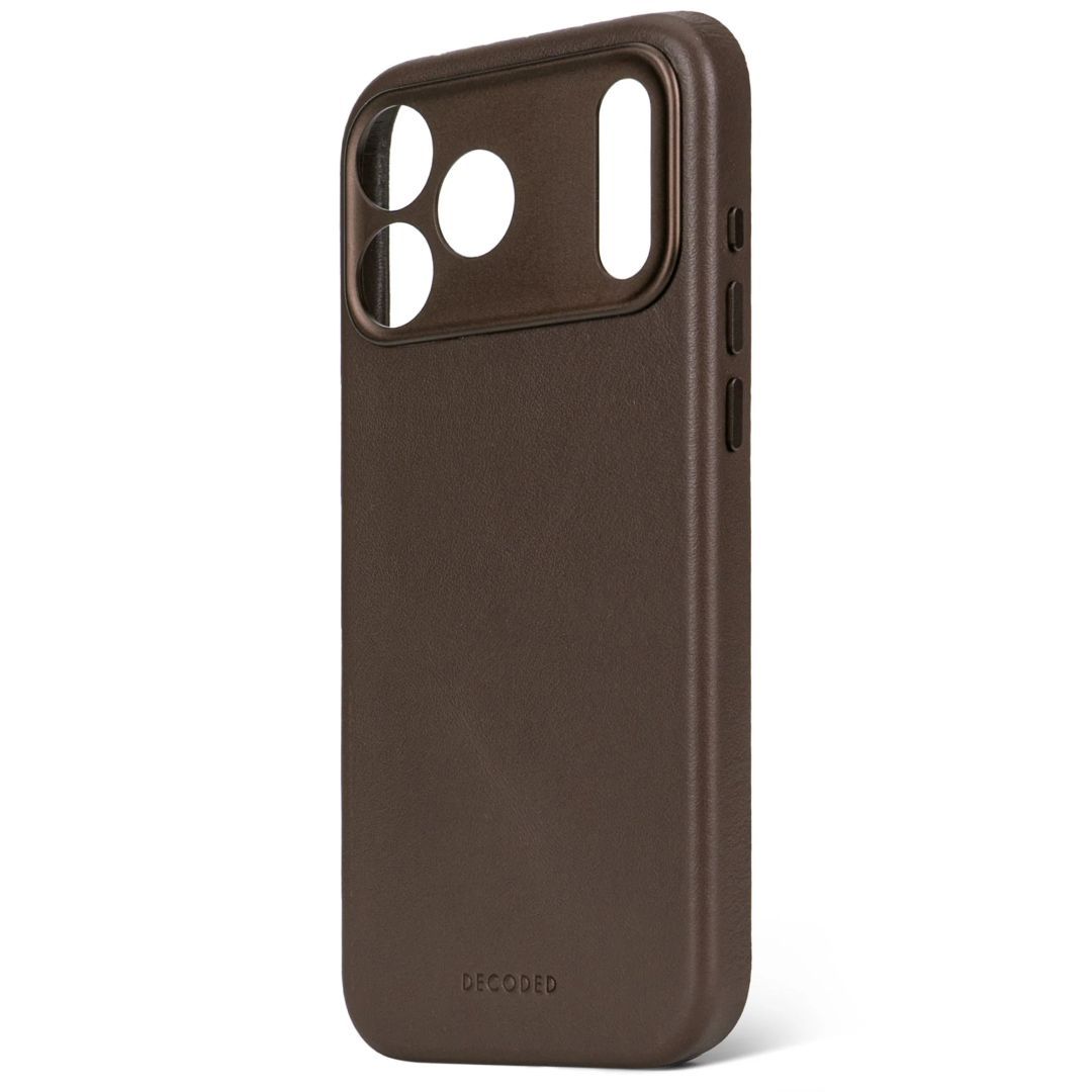 Decoded Leather Backcover for iPhone 17 Pro Chocolate Brown