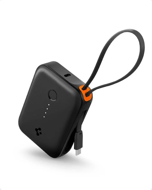Spigen Essential 10000mAh Power Bank Black Spigen Essential 10000mAh Power Bank Black