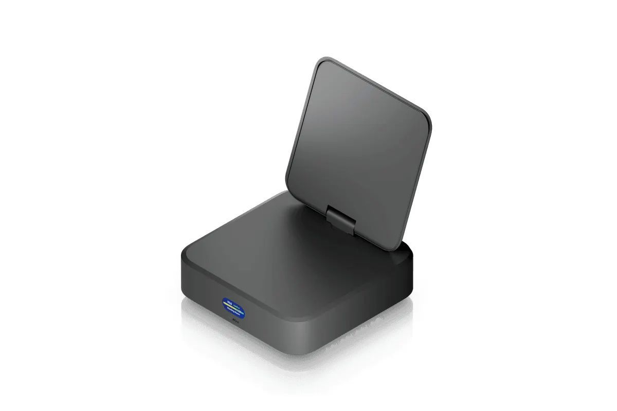 Ubiquiti AirWire High-performance WiFi 7 client adapter with STR MLO Black Ubiquiti AirWire High-performance WiFi 7 client adapter with STR MLO Black