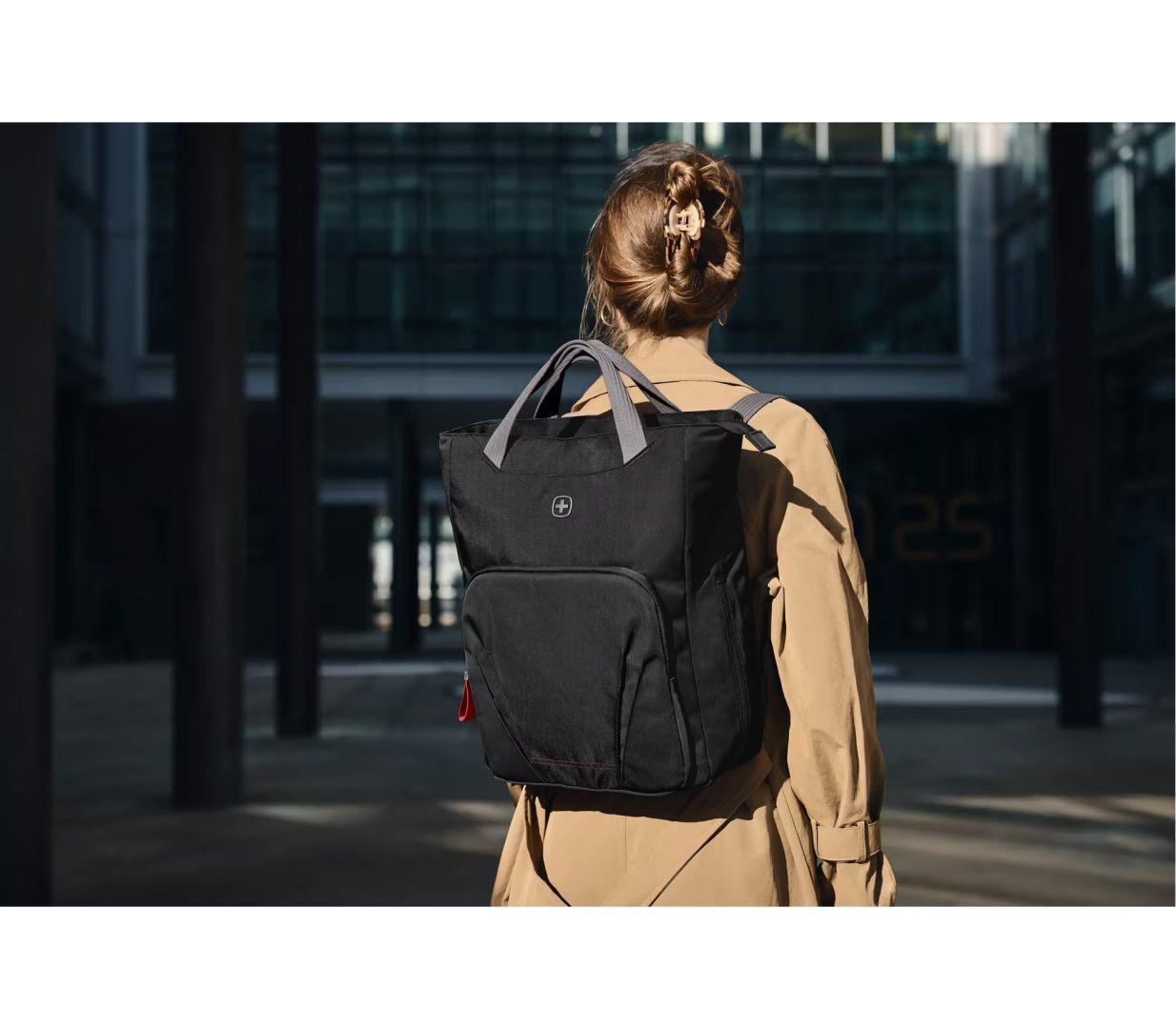 Wenger Motion Vertical Tote 15,6" Black Wenger Motion Vertical Tote 15,6" Black