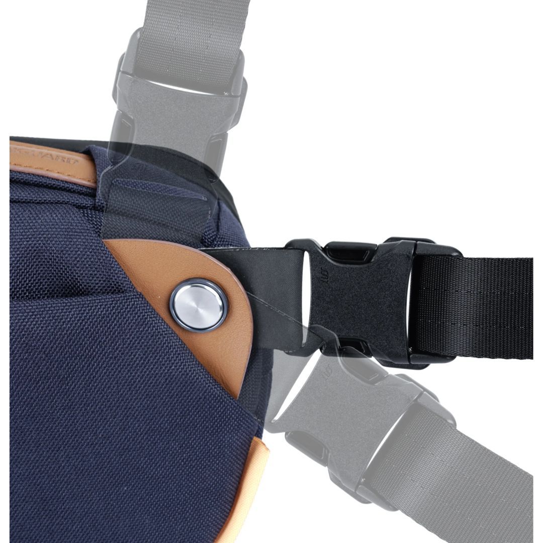 Vanguard VEO City CB34 NV Crossbody Camera Bag - Navy Blue