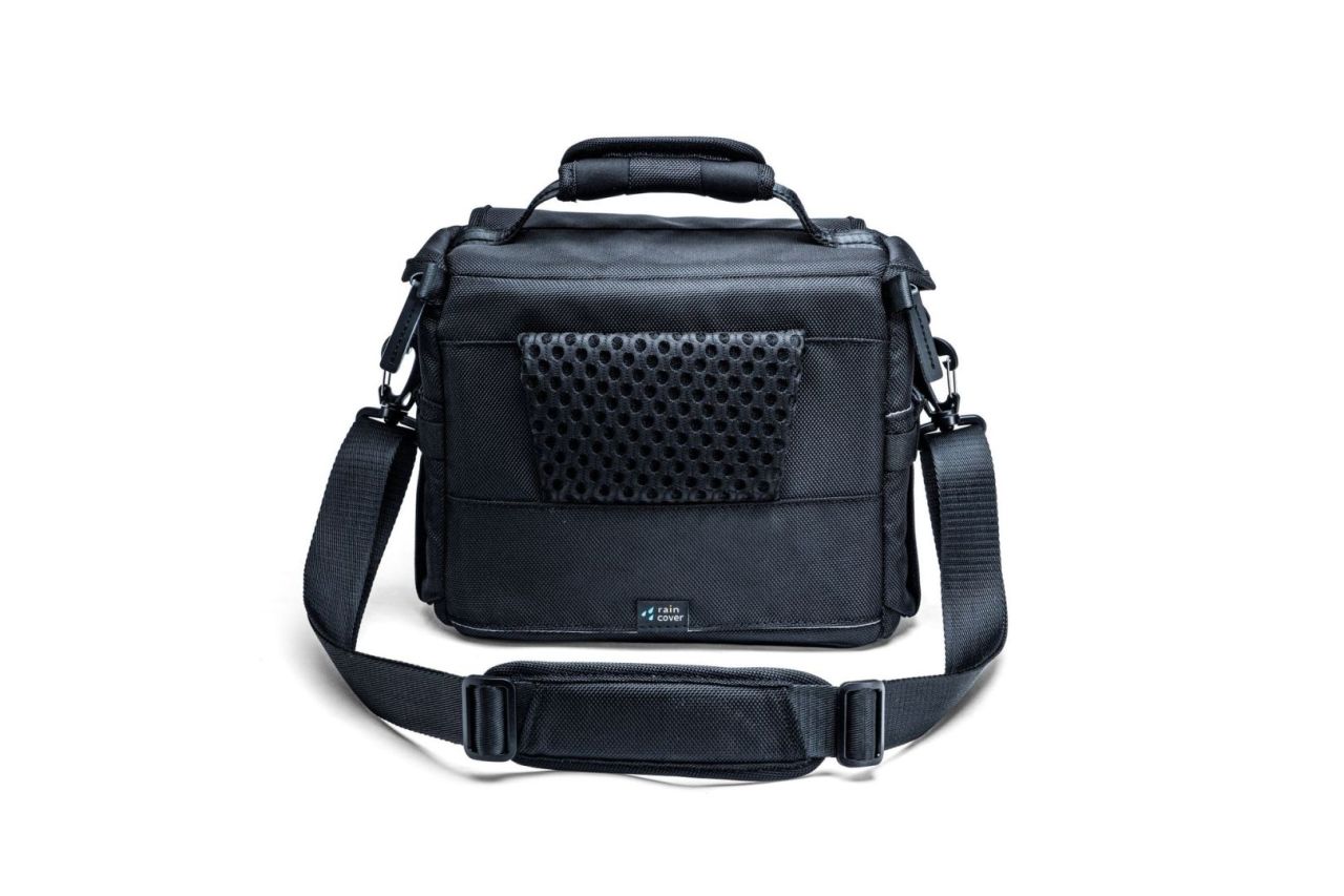 Vanguard Veo Select 22S Shoulder Bag – Black Vanguard Veo Select 22S Shoulder Bag – Black